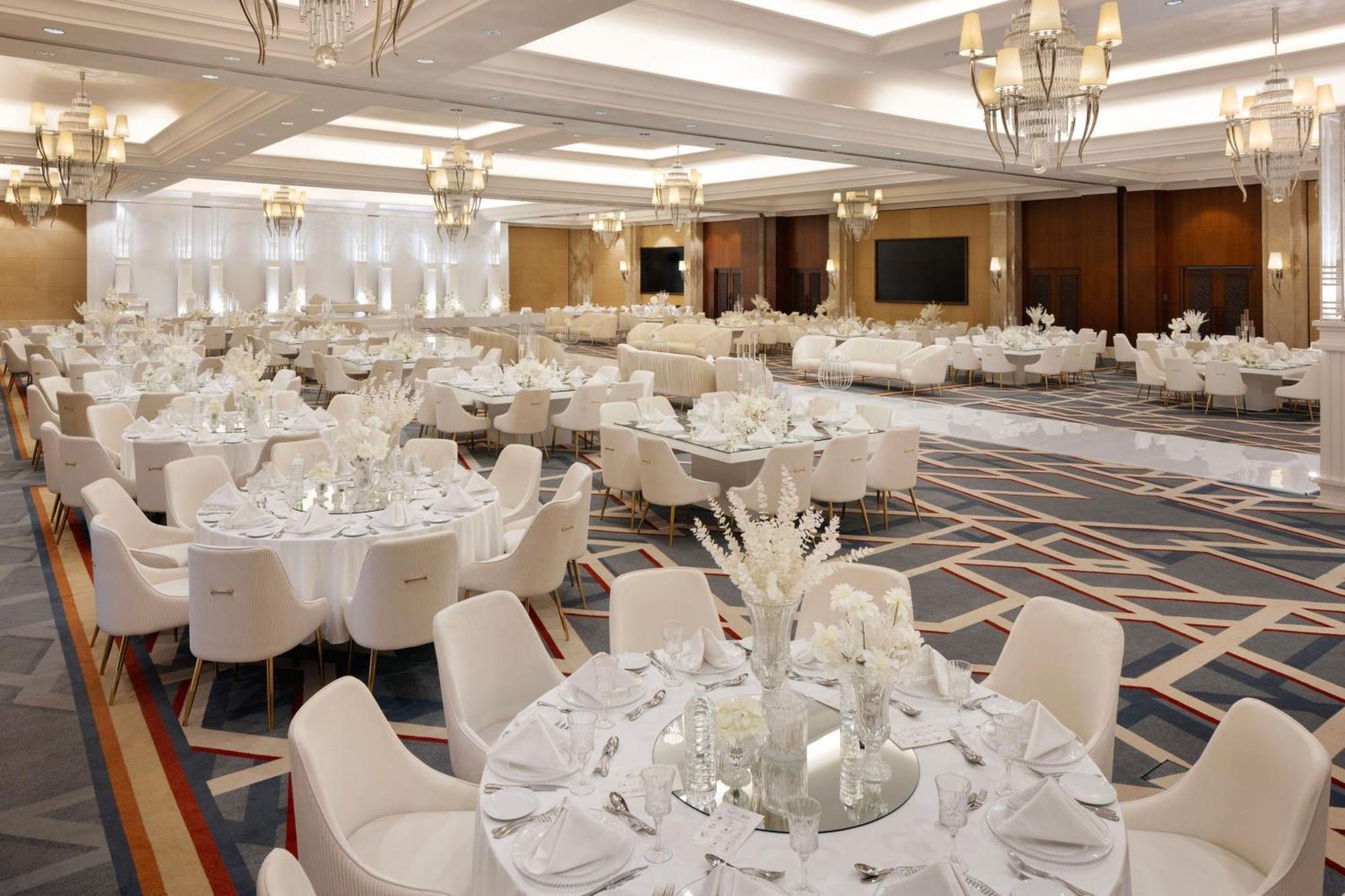 Hotel Sheraton Oman Muscat